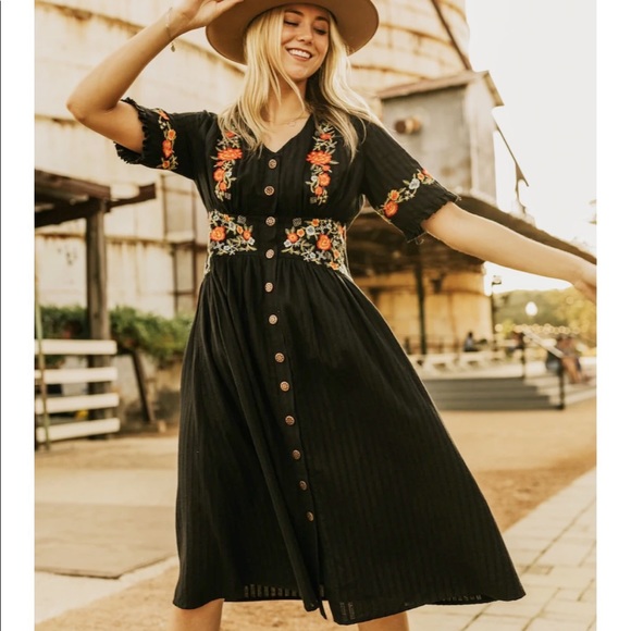 Roolee Dresses & Skirts - NWT ROOLEE Embroidered Midi Button Up Dress Black
